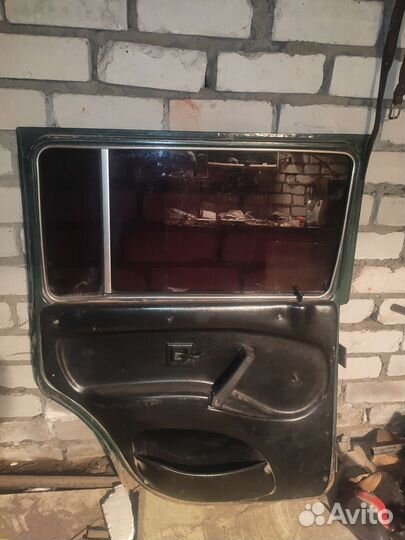 Двери для нивы задние