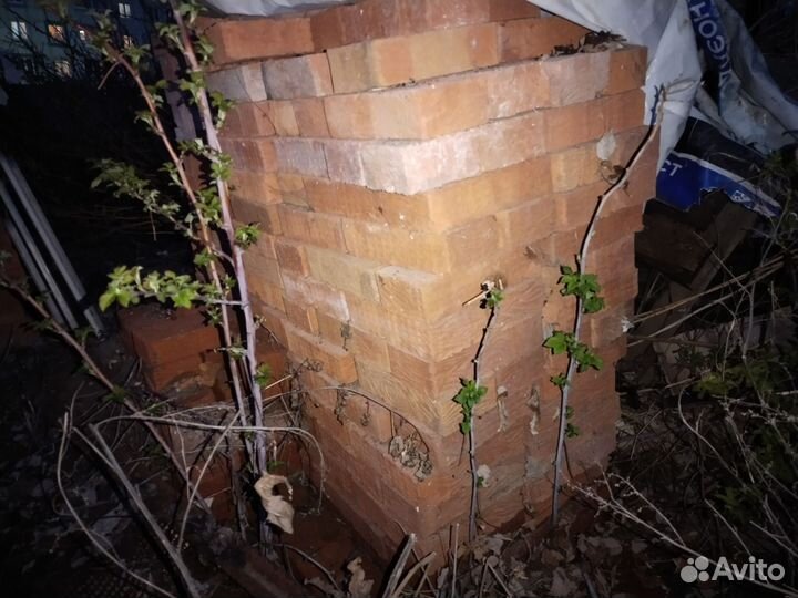 Кирпич м150 полнотелый цокольный