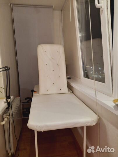 Кушетка для наращивания ресниц и педикюра