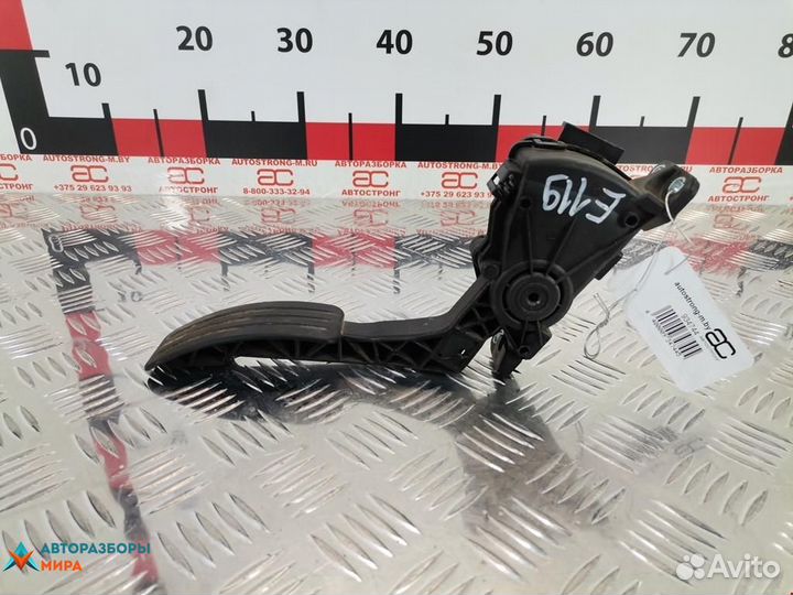 Педаль Dacia Logan 2008 6001548477