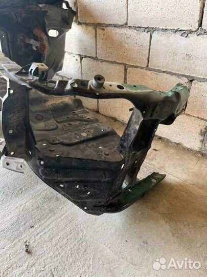 Лонжерон передний правый Toyota Land Cruiser 200