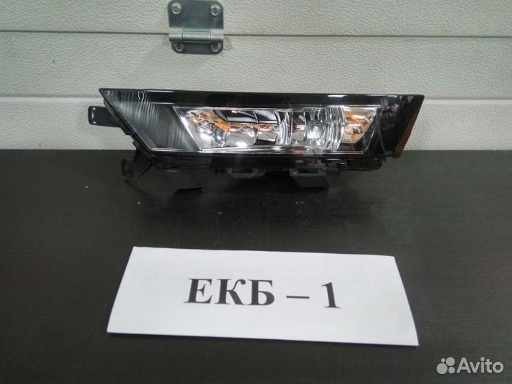 Фара птф Skoda Rapid 2012