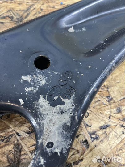 Рычаг передний прав Хендай Элантра MD