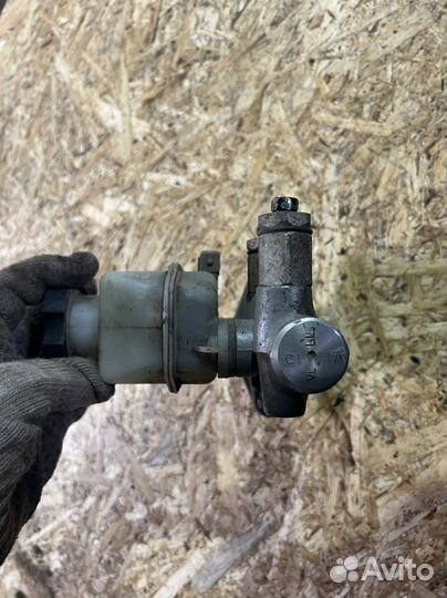 Главный тормозной цилиндр Hyundai Accent