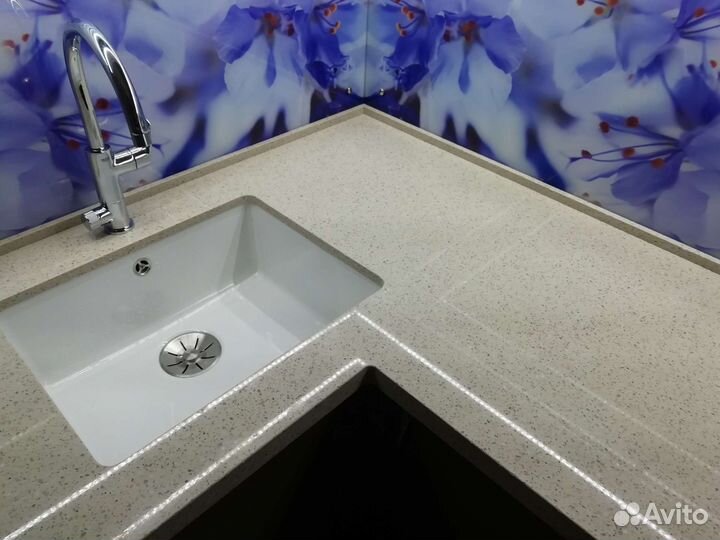 Столешница из искусственного камня