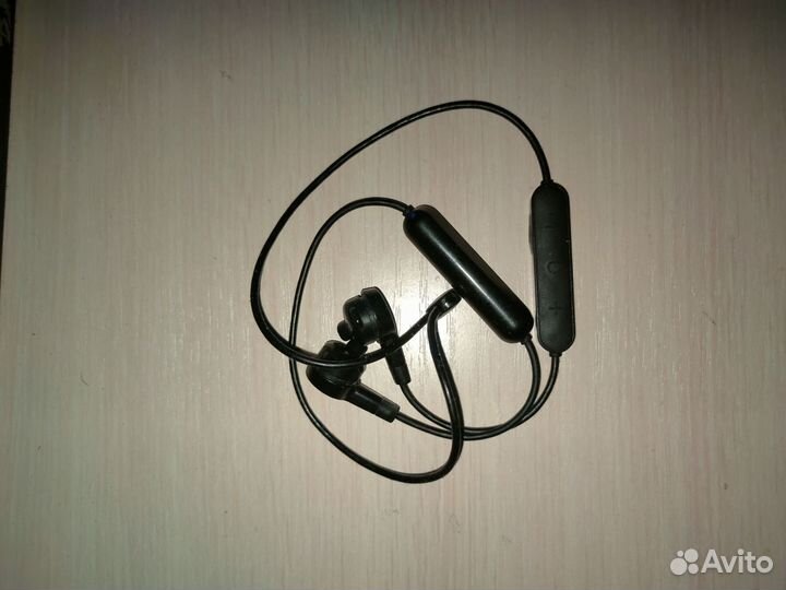 Беспроводные наушники honor