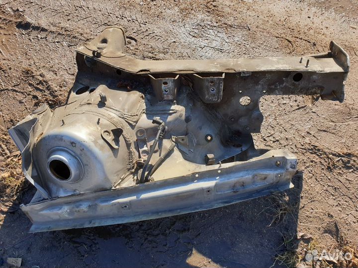 Лонжерон передний правый vw golf 4 bora jetta IV