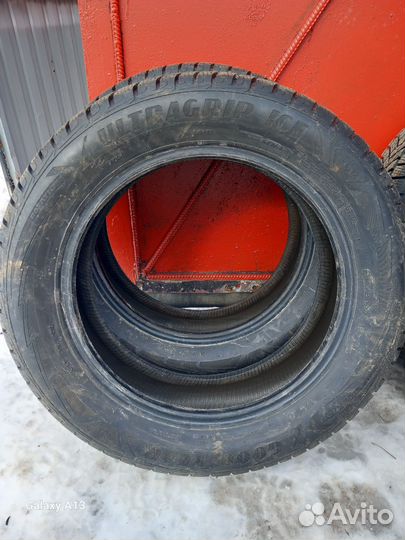Goodyear UltraGrip Ice SUV Gen-1 215/60 R17 96T