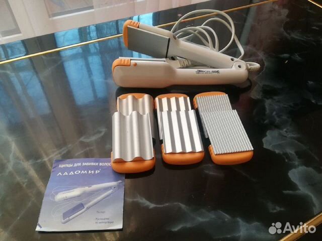 Щипцы для завивки волос 