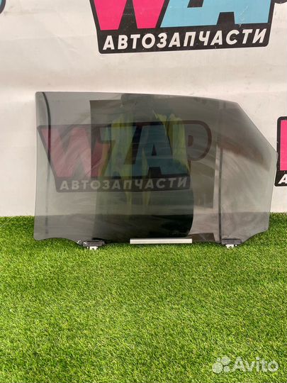 Стекло двери задней правой Lexus RX 4 2017