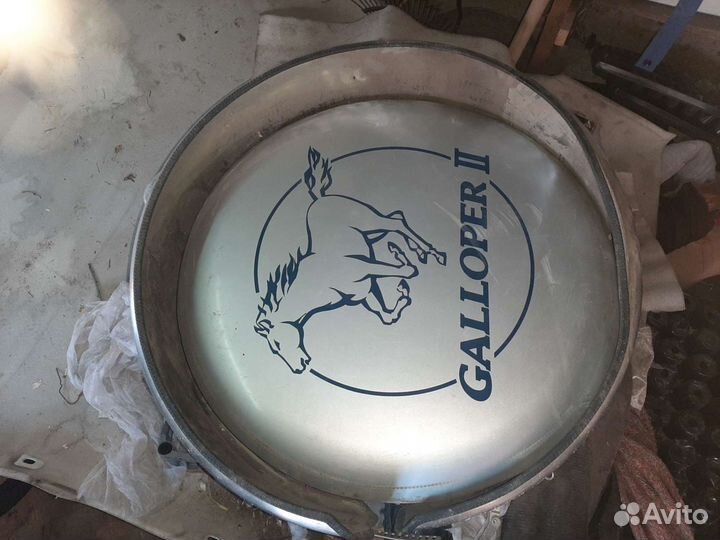 Кожух запасного колеса