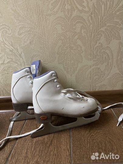 Фигурные коньки