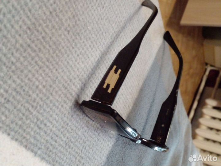 Солнцезащитные очки женские