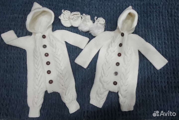 Вязанный комбинезон для новорожденного