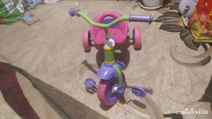 Детский трехколесный велосипед
