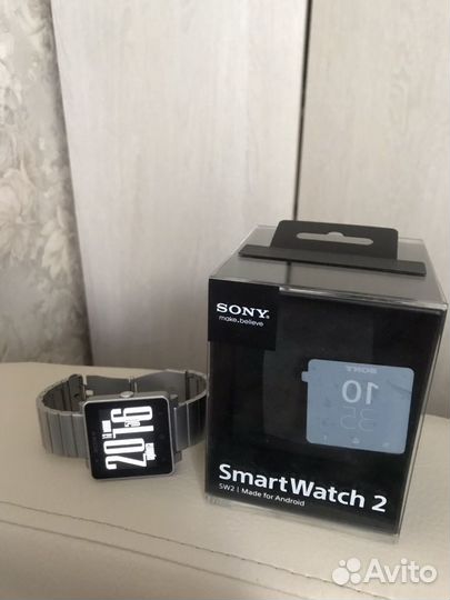 Смарт часы Sony