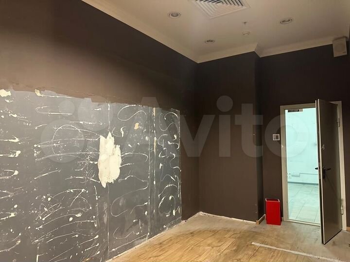 Сдам торговое помещение, 177 м²