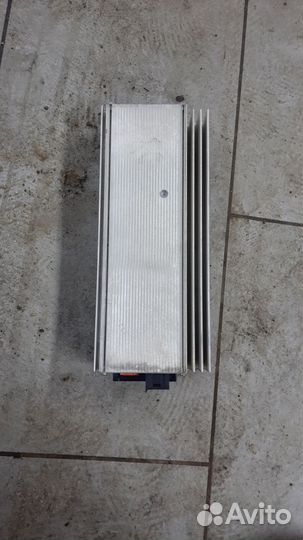 Усилитель системы Top-Hifi BMW