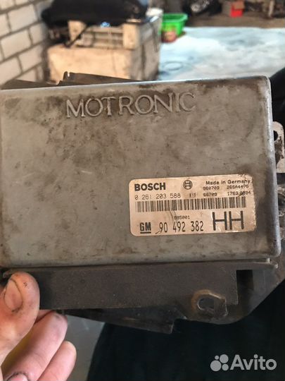 Эбу bosch мотроник