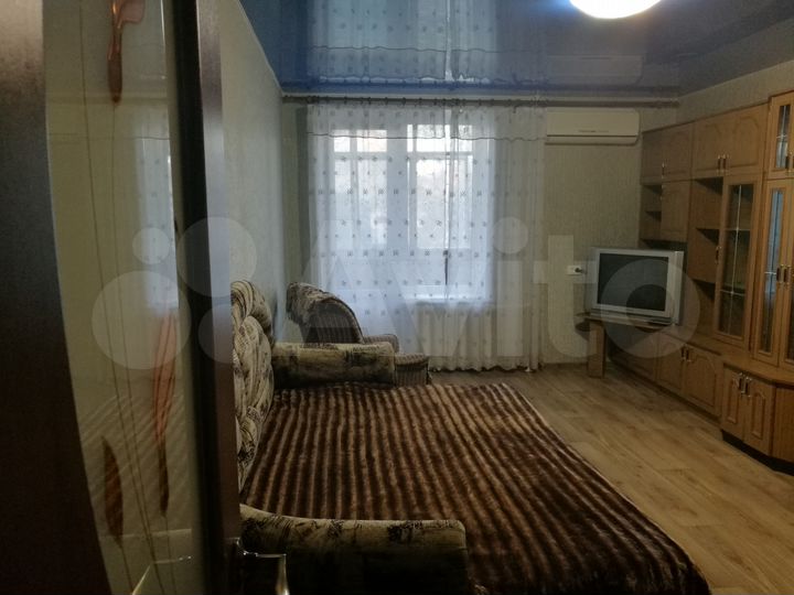 2-к. квартира, 47 м², 1/5 эт.