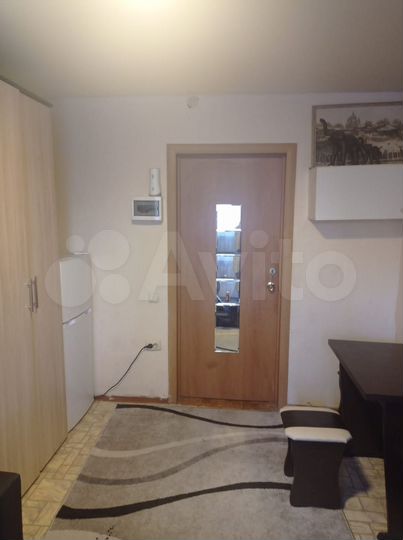 Комната 12,2 м² в 5-к., 1/5 эт.