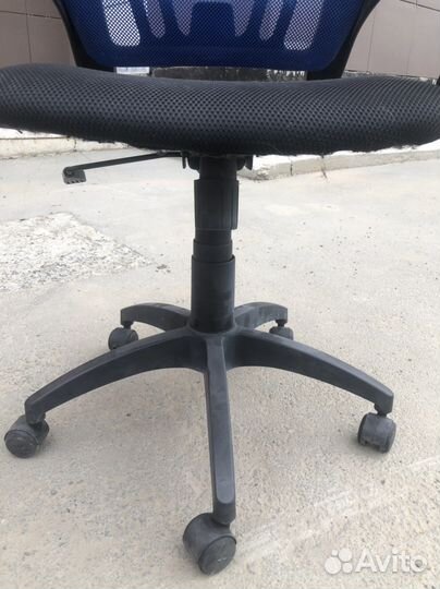 Офисный стул бу