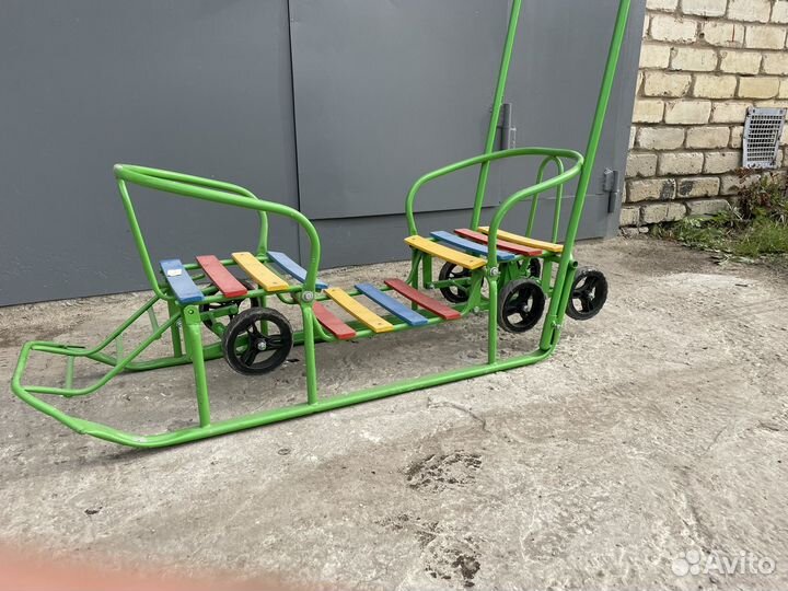 Санки двойные для близняшек