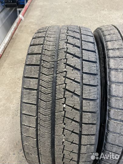 Bridgestone Blizzak VRX 225/45 R17