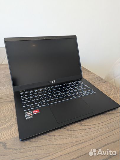 Ноутбук MSI Modern 14 C5M-010XRU 9S7-14JK12-010