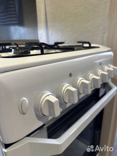 Газовая комбинированная плита Indesit