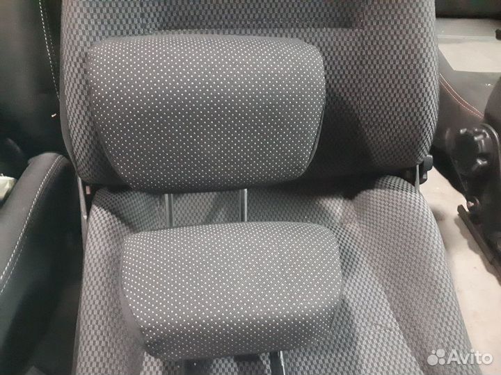 Подголовники задние Шевроле Нива Chevrolet