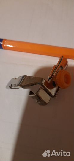 Регулируемая швейная лапка (япония)