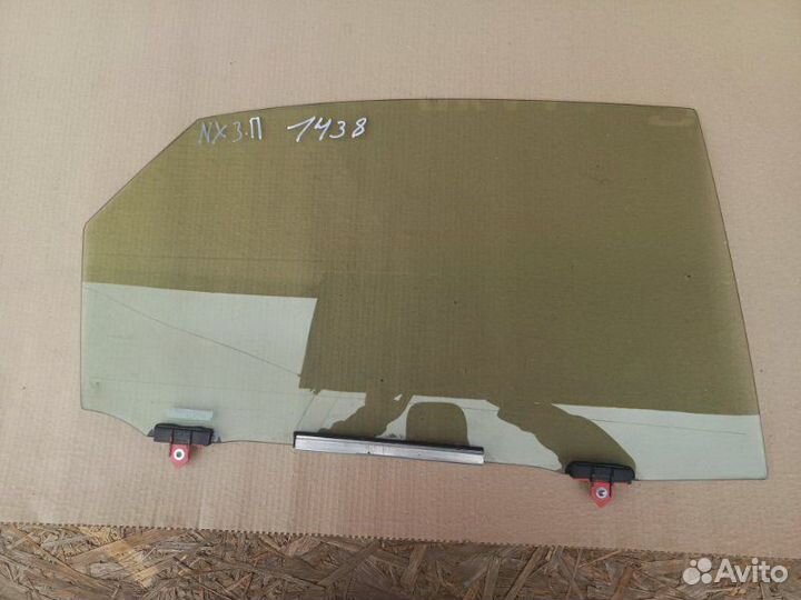 Лексус нх стекло задней правой двери
