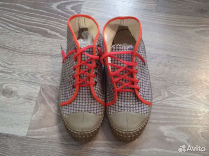 Кеды 1992 года