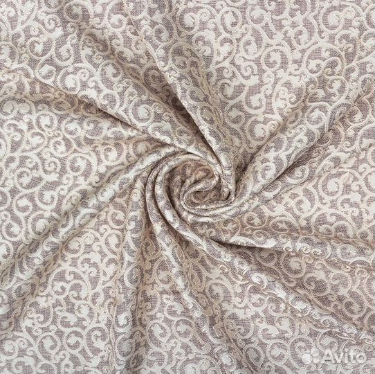 Отрез ткани жаккард