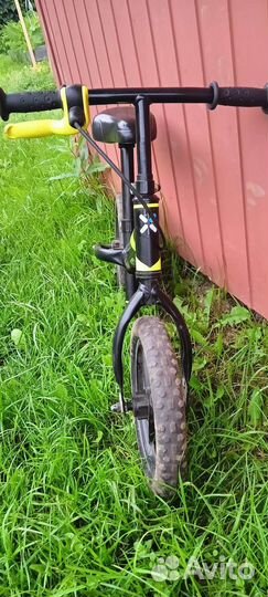 Беговел B-Twin с задним тормозом