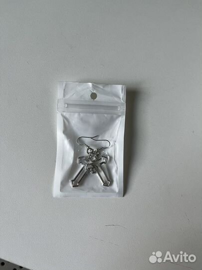 Серьги кресты
