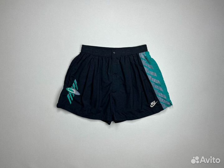 Винтажные шорты Nike Challenge Court 80's