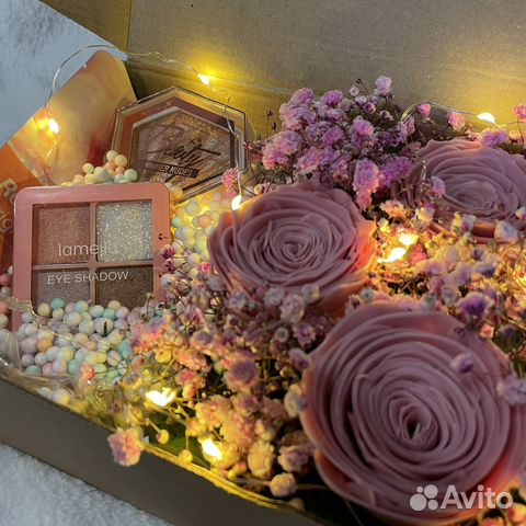 Подарок. Подарочный набор. Бьюти бокс. Цветы