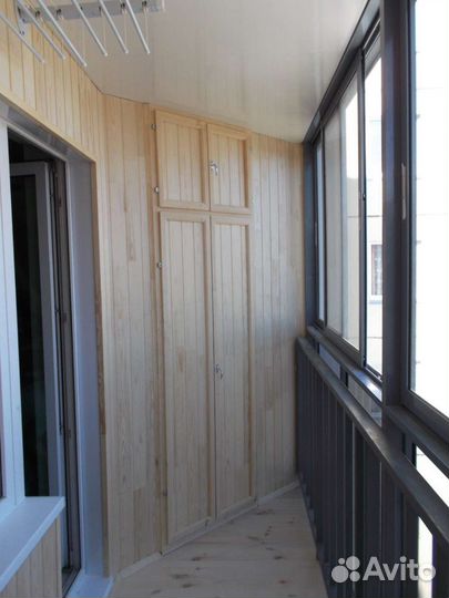 Отделка балкона