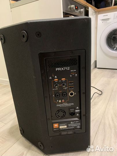 Активная колонка jbl