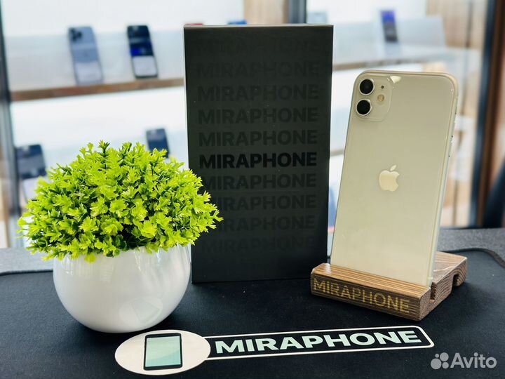 iPhone 11, 64 ГБ