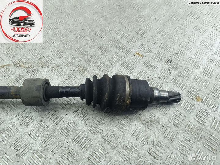 Полуось передняя левая б/у Suzuki SX4