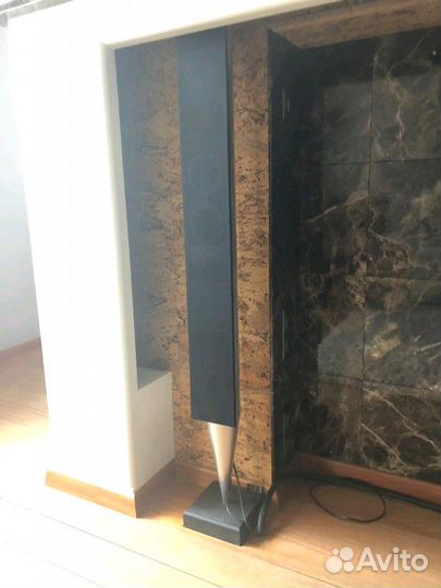 Акустика Bang & Olufsen с телевизором