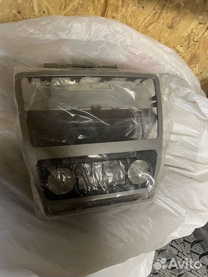 Рамка для магнитолы bolero Skoda Octavia a5