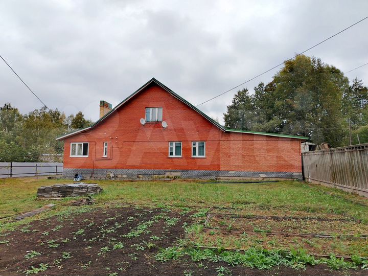 Дом 187,3 м² на участке 10 сот.