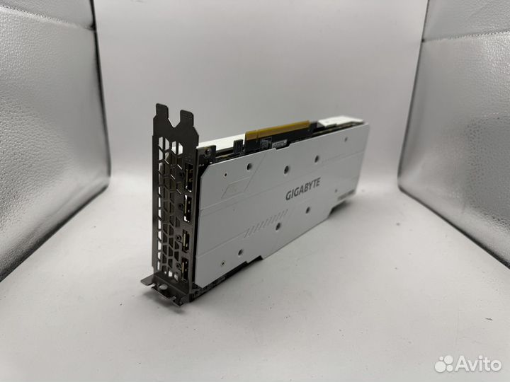 Видеокарта rtx 2060 super gigabyte white