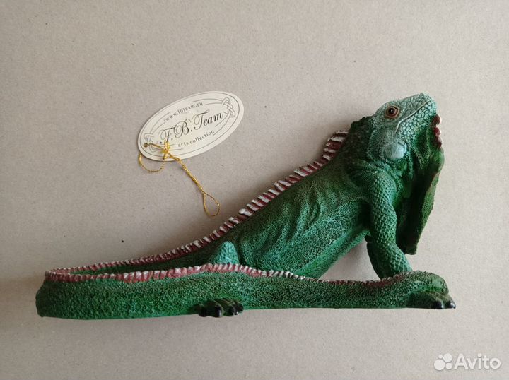 Статуэтка сувенир 