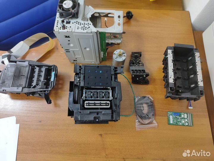 Плоттер А0 HP Designjet 500 plus в разборе