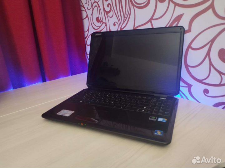 Ноутбук asus K61IC